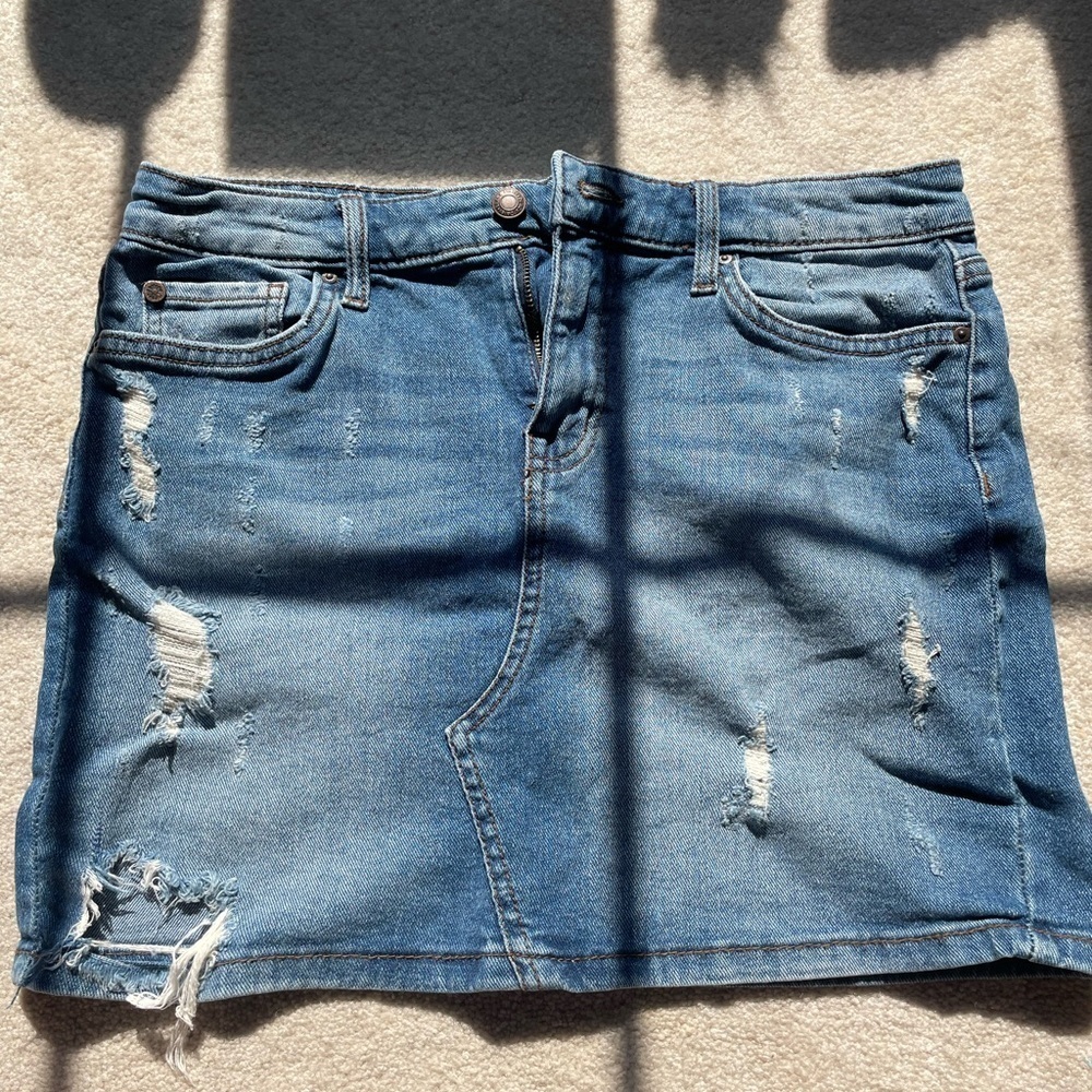 Black Daisy Denim Mini Skirt sz 8